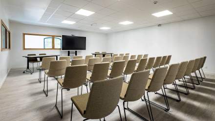 Domaine Les 12 Ponts · Privatisation Domaine Franche-Comté